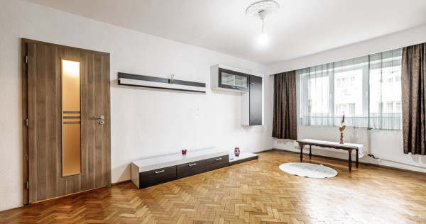 Apartament cu 2 camere, etaj 2 – Piața UTA