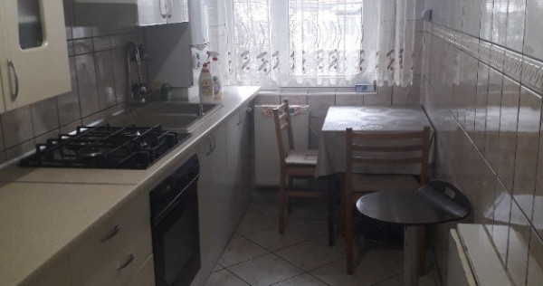Apartament cu 3 Camere Decomandat in Zamca