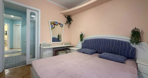 3 Camere zona Crangasi