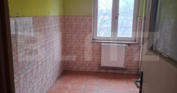 Apartament 3 camere, 58 mp utili , zona Gheorghe Lazar
