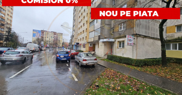 Spatiu Comercial 50 mp, Trafic Intens Auto si Pietonal, Vad