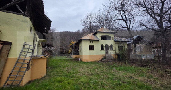 Casă + Teren 4.300 mp, Gheboieni – la doar 15 km de Târg