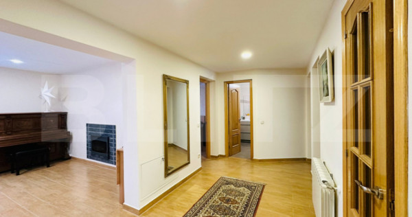 Casă individuală &ndash; Codlea, utilă 240 m&sup2;, 2 băi & gar