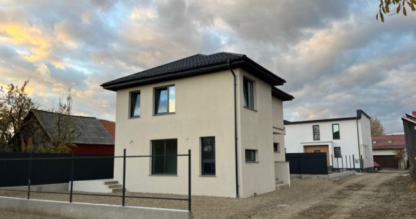 Casa semifinisat Radauti strada Horodnicului