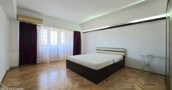 Regina Maria - Libertatii, 3 Camere Decomandat, Panorama