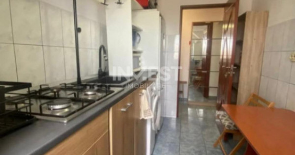 DE VANZARE-APARTAMENT 2 CAMERE-DECOMANDAT