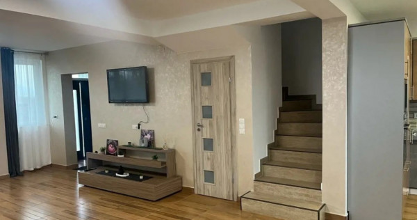 Casa tip duplex cu 3 camere, P+1, 150 mp, zona linistita,
