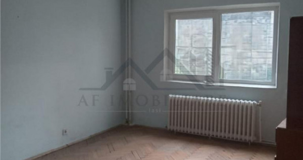 Apartament 3 camere zona Nicolina