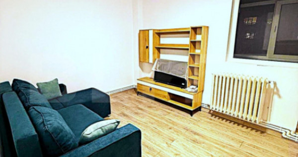 Apartament 3 camere, decomandat, 53 mp, zona Păcurari