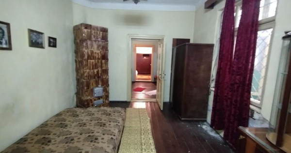 Casă cărămidă renovabila Stadion