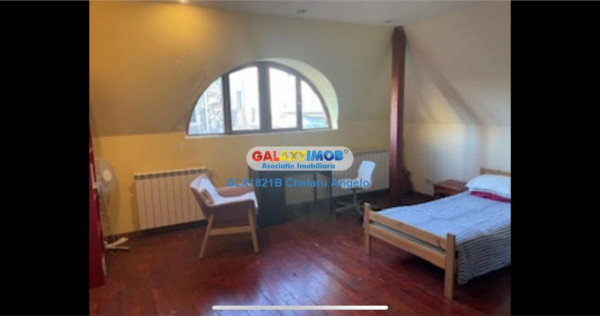 Popa Soare vila cocheta 5 camere,139 mp,teren 121 mp,neoclas