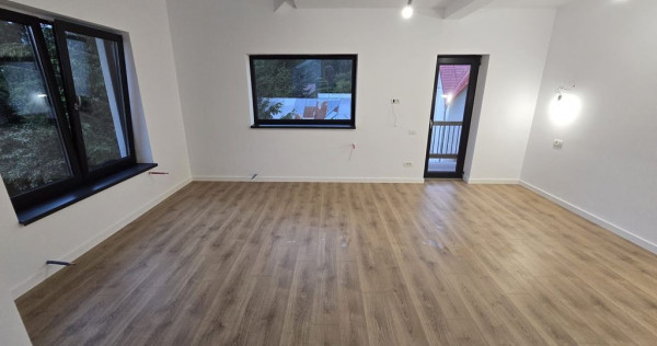 Apartament cu 2 camere 65,10 mp + 30 mp pod - vedere la m...