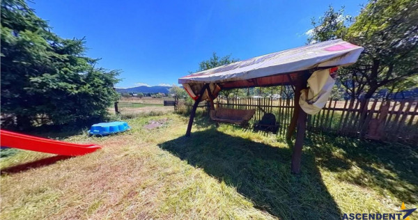 Tur 3DFILM!!Refugiu de vacanta, in pitorescul cadru:Lunca Br