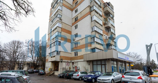 Apartament 4 camere, et. 1, str. 9 Mai, Bacău