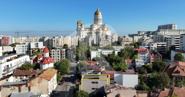 Vilă situata &icirc;n 13 Septembrie - Izvor, l&acirc;ngă JW Marriott