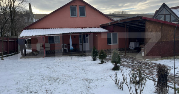 Casa cu mansarda, 5 camere, 120 mp, zona Popricani