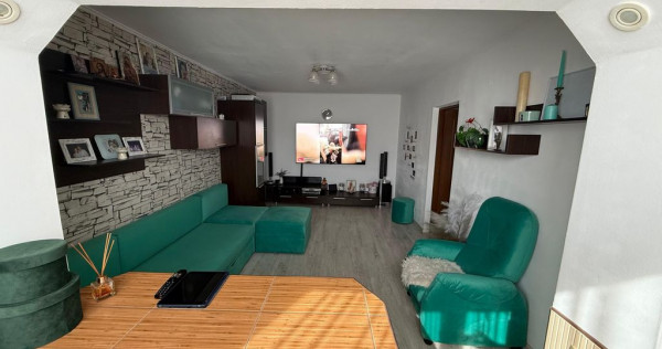 Apartament 2 camere, Etaj 10/10 &ndash; Zona 1 Decembrie/Nico...