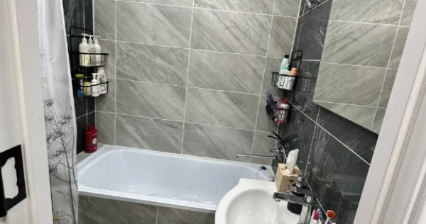 Garsoniera zona Baicului