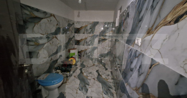 Casa parter teren 836 mp, 150 mp utili 2 corpuri , asfalt ,