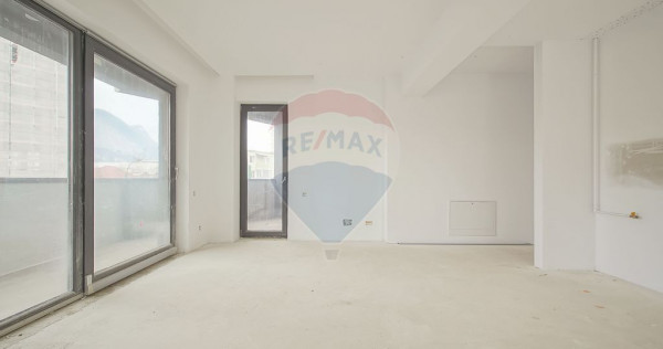 Apartament 2 camere ultracentral cu vedere spre T&acirc;mpa I ...