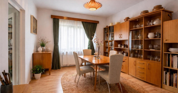 FILM! Casa primitoare in centrul orasului Targu Secuiesc