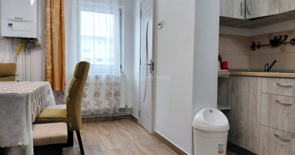 Apartament 3 Camere Etaj 1 decomandat renovat mobilat utilat