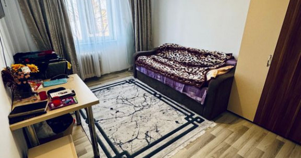 Garsoniera decomandata Palas