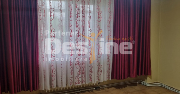 APARTAMENT DE VANZARE CU 3 CAMERE