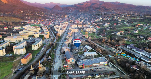 Teren 6,820mp, service, birouri si 2 hale in Baia Sprie z...