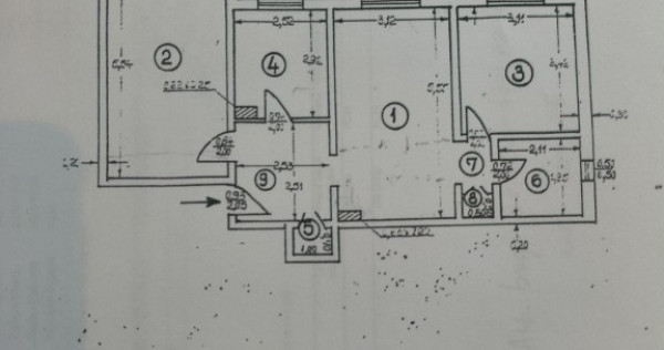 Apartament 3 camere decomandat liceul Bolintineanu