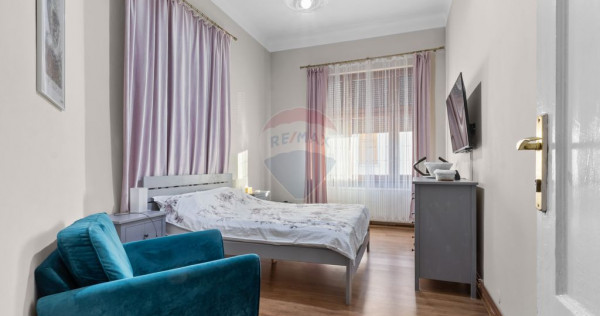 Apartament 4 camere ultracentral de vanzare in Arad