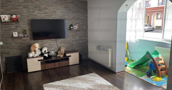 Apartament 2 camere, decomandat mobilat, bloc nou, zona Tractorul!