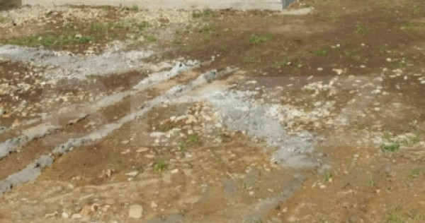 Teren de vanzare in Santandrei cu fundatie turnata si autori