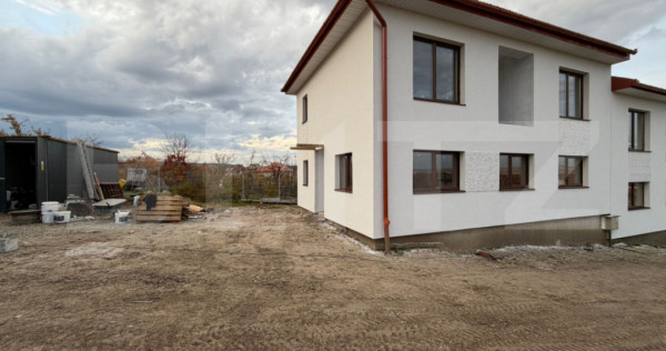 Casa cu 4 camere, curte amenajata - Sura Mica