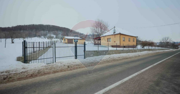 Casă cu 4 camere din cărămidă, de v&acirc;nzare &icirc;n zona B...