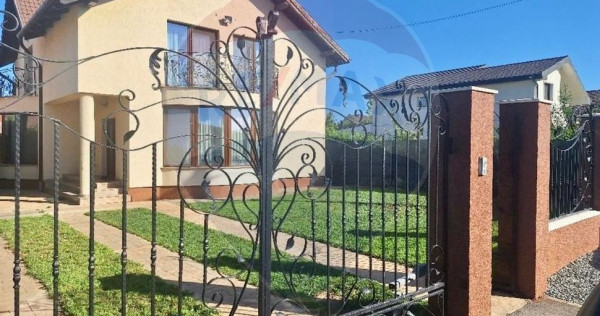 Casa/Vilă cu 4 camere de v&acirc;nzare in Santandrei