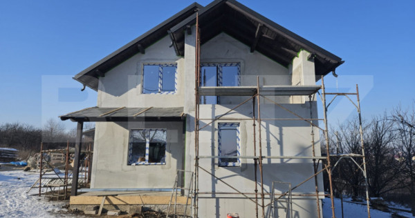 Casa 5 camere, 115 mp, zona Valea Adanca