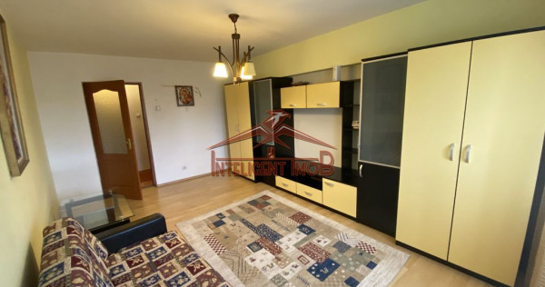 Apartament cu 3 camere pe Strada Constitutiei Judet Sibiu