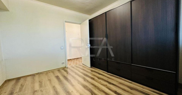 3 camere Colentina decomandat, an 1977, 80 mp