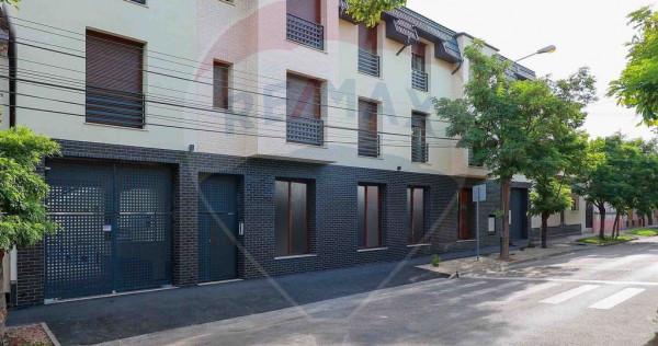 Spațiu comercial open space de v&acirc;nzare, 102 mp, ultrace...