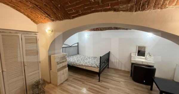 Apartament 2 camere, curte, ultracentral, 42MP