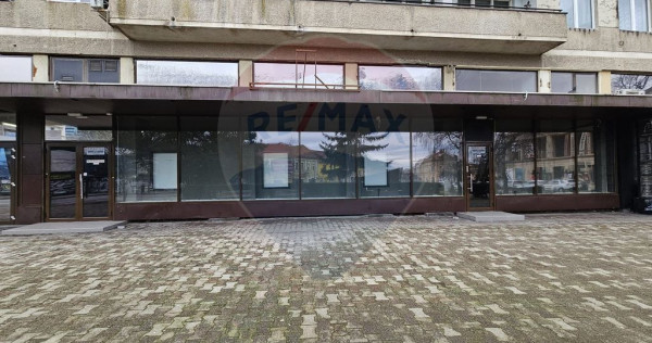 Spațiu comercial emblematic 340 mp | Centru Brașov | Te...
