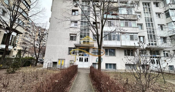 De vanzare apartament 2 camere Str Trandafirilor Bacau