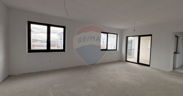 Casă / Vilă cu 4 camere de v&acirc;nzare