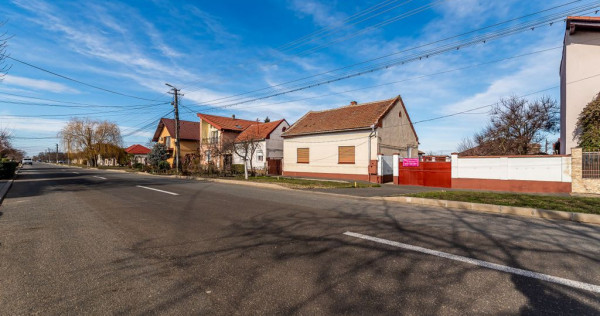 Casă cu teren 846 mp Micalaca, Strada Lipovei. Ocazie ra...