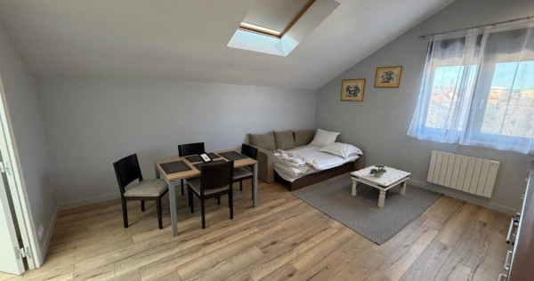 Apartament 2 camere la casa, zona Bujac, etaj 1