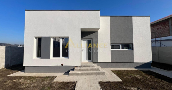 Casa individuala - 3 camere - 2 bai -310 mp teren