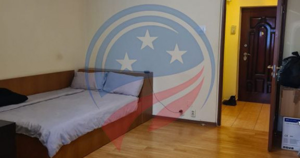 Garsoniera de vanzare