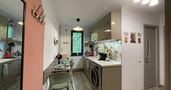 Apartament 2 camere semidecomandat City Park Mall