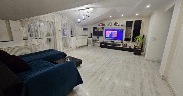 Apartament 3 camere decomandate, 141 mp utili, Rovine, zona